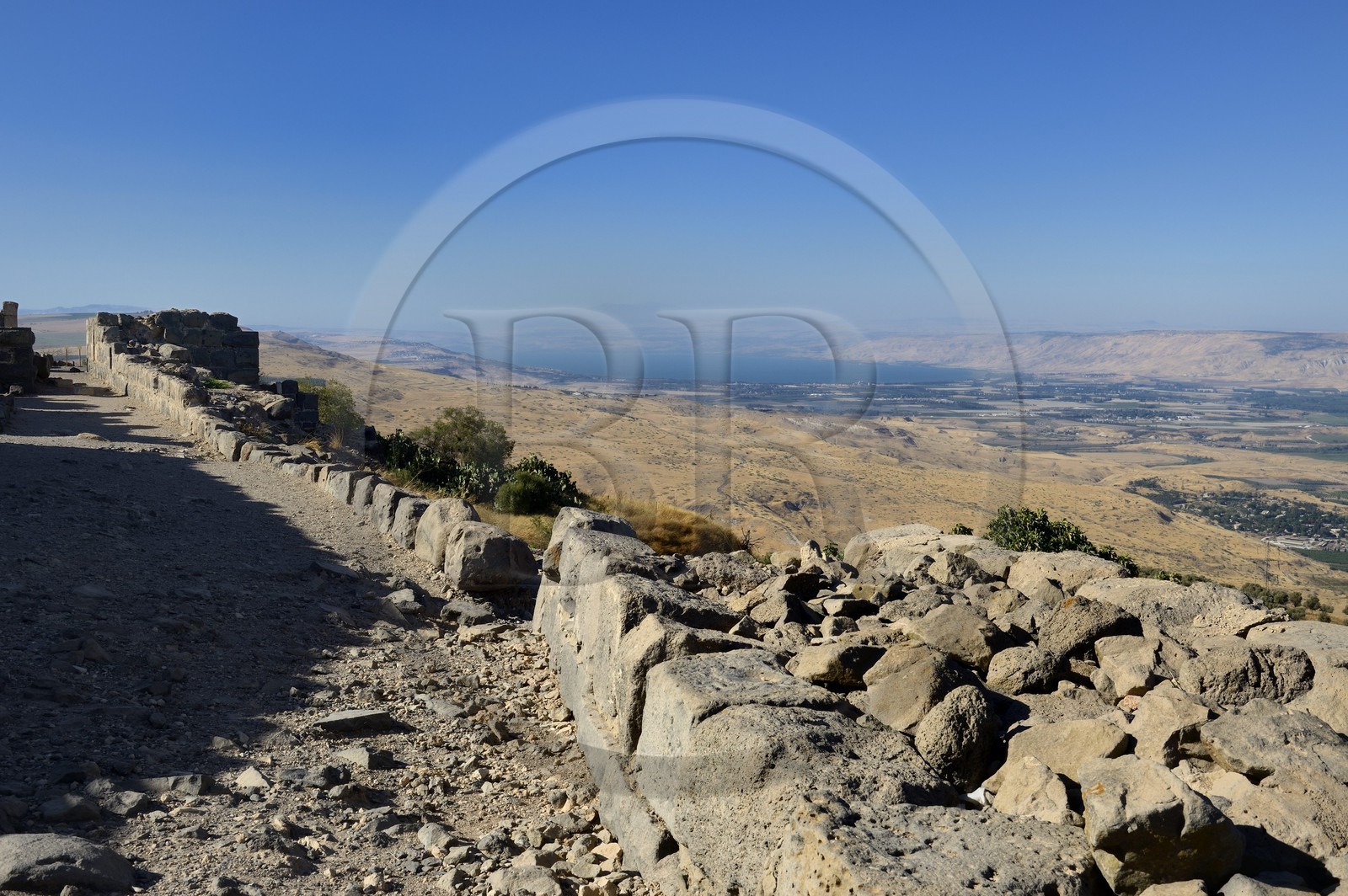 Israel, district Nord, Galilée, l'Etoile du Jourdain, la forteresse croisée de Belvoir tenue par les Hospitaliers entre 1168 et 1189 qui surplombe la vallée du Jourdain, les montagne de Jordanie en arrière plan