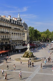 France, Hérault (34), Montpellier, Place de la Comédie, fontaine des Trois Grâces