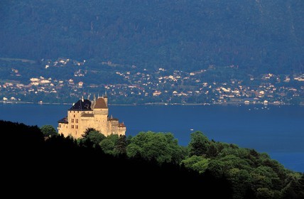 France, Haute-Savoie (74), lac d'Annecy, Menthon-Saint-Bernard, le château de Menthon