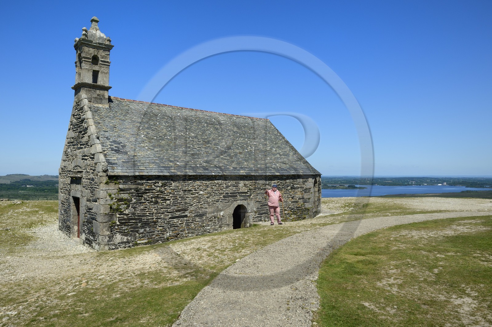 France, Finistère (29), parc naturel régional d'Armorique, Monts d'Arrée, Brasparts, la chapelle Saint Michel au sommet du Menez Mikaël