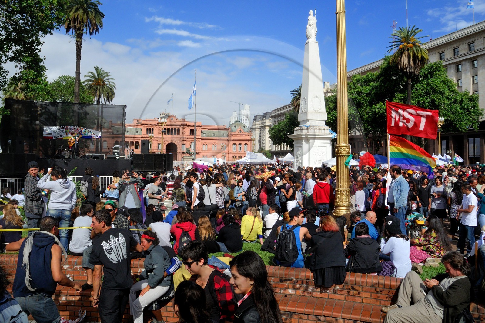 Argentine, Buenos Aires, Gay Pride sur la place de Mai (Plaza de Mayo), la Casa Rosada siège du pouvoir exécutif argentin en arrière plan