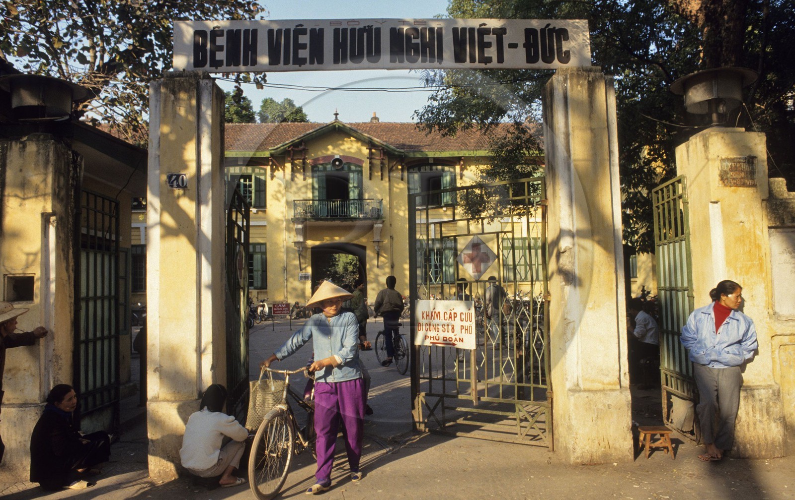 Vietnam, Hanoi, l'Hopital Viet-Duc, le plus grand h