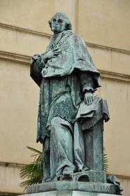 France, Corse-du-Sud (2A), Ajaccio, musée Fesch (musée des beaux-arts), statue du Cardinal Joseph Fesch