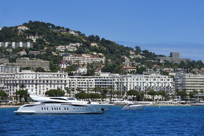 France, Alpes-Maritimes (06), Cannes, le palace du Martinez sur le boulevard de la Croisette