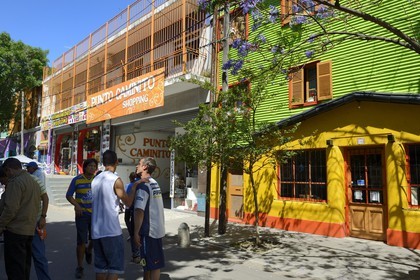 Argentine, Buenos Aires, quartier de La Boca, la rue commercante Magallanes