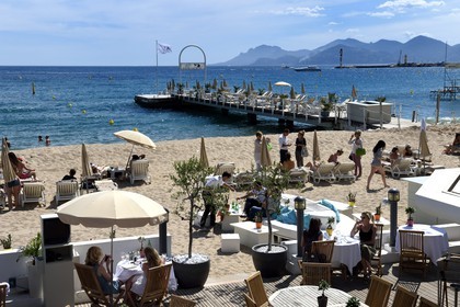 France, Alpes-Maritimes, Cannes, the Croisette beach (Baoli beach)