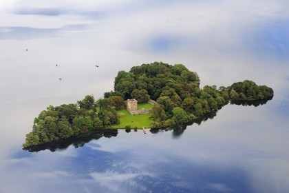 United Kingdom, Scotland, Loch Leven Castle on an island in the middle of the loch where Mary Stuart was imprisoned and from which she escaped (aerial view)