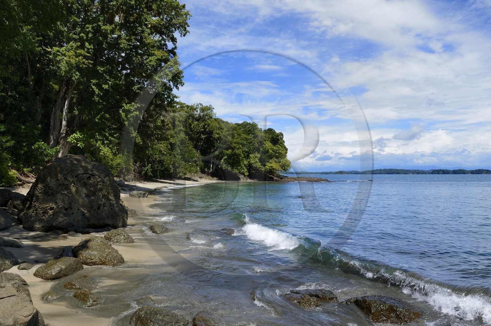 Panama, province de Chiriqui, Parc national marin du Golfe de Chiriqui, Isla Palenque, la plage de playa Primera