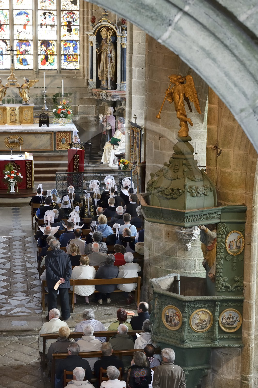 France, Finistere, Locronan, labelled Les plus Beaux Villages de France (The Most Beautiful Villages of France), Saint Ronan church, religious ceremony that precedes the procession of the Tromenie