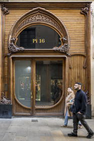 Spain, Catalonia, Barcelona, Barrio Gotico district, former confectionery on rue du Pi, the Cuban mahogany wood facade in Catalan modernist style of this store was designed in 1904 by Eusebi Calonge, a cabinetmaker who had worked with Gaudi