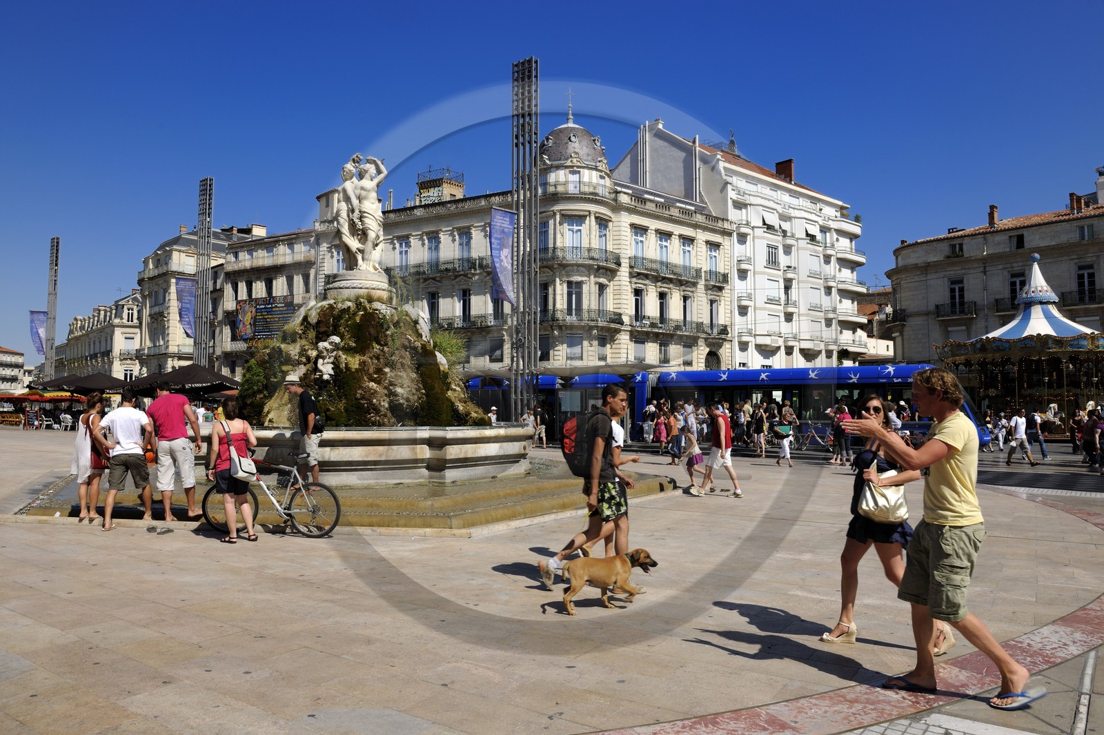 France, Hérault (34), Montpellier, Place de la Comédie, fontaine des Trois Grâces