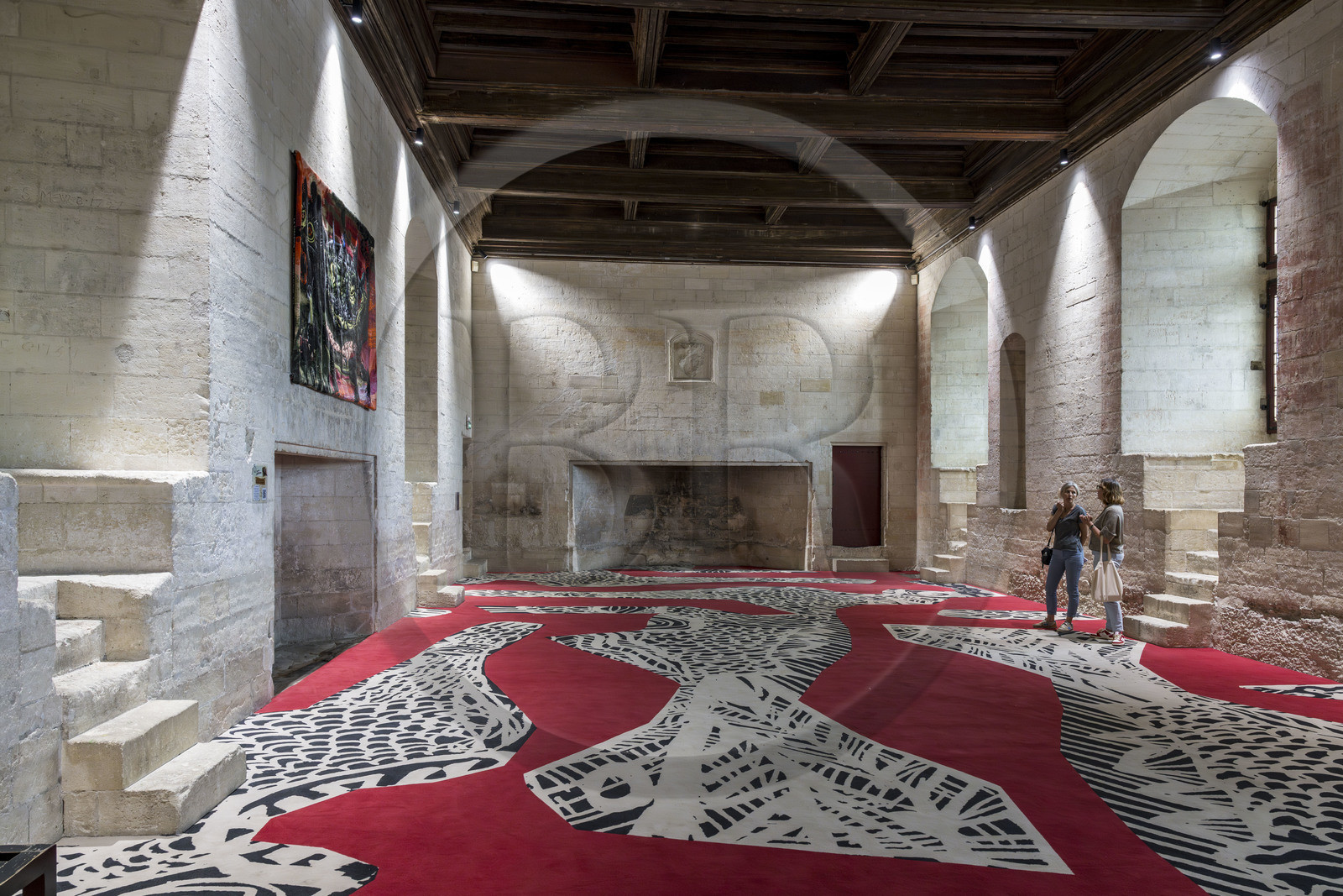 France, Bouches-du-Rhône (13), Tarascon, le chateau du roi René datant du XVe siècle, la salle des festins avec son plafond d'origine