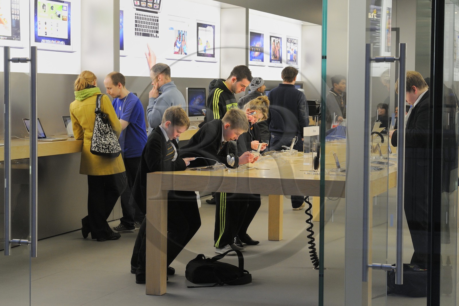 United Kingdom, Northern Ireland, Belfast, Victoria Square commercial center, Apple store