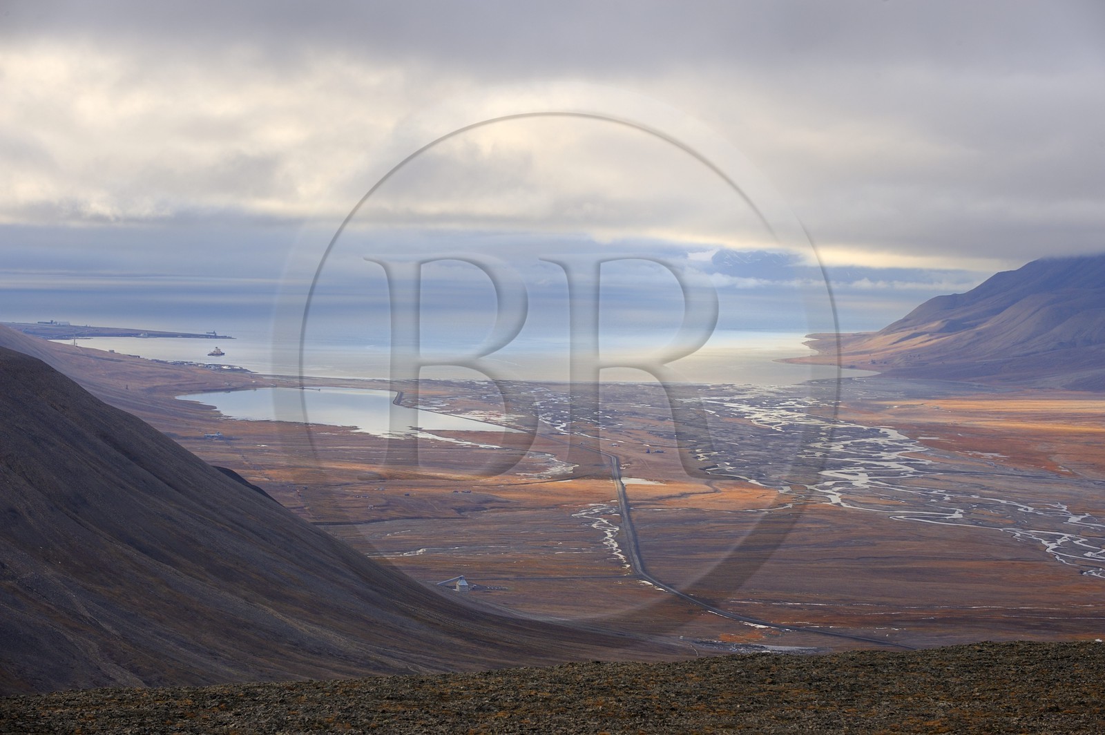 Norvège, Svalbard (Spitzberg), fjord de Longyearbyen