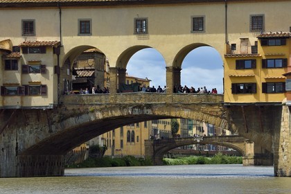 Italie, Toscane, Florence, centre historique classé Patrimoine Mondial de l'UNESCO, le Ponte Vecchio sur l'Arno