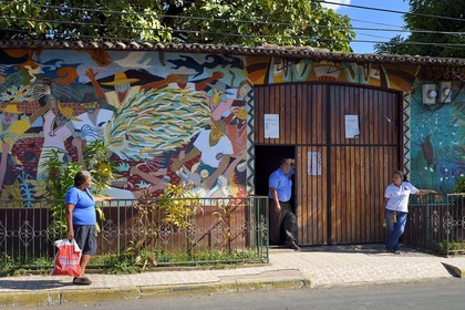Nicaragua, Leon, la rue Ruben Dario, fresque dédiée à la jeunesse de la communauté indigène du quartier de Sutiaba