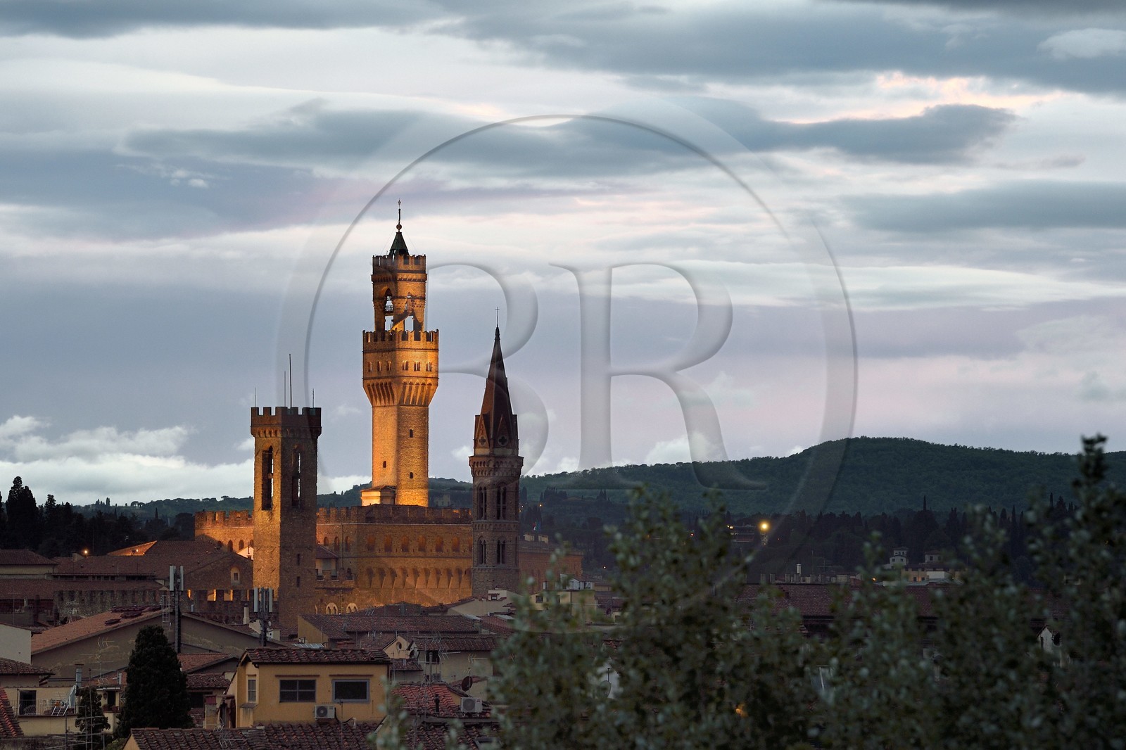 Italy, Tuscany, Florence, listed as World Heritage by UNESCO, the Palazzo Vecchio at dusk