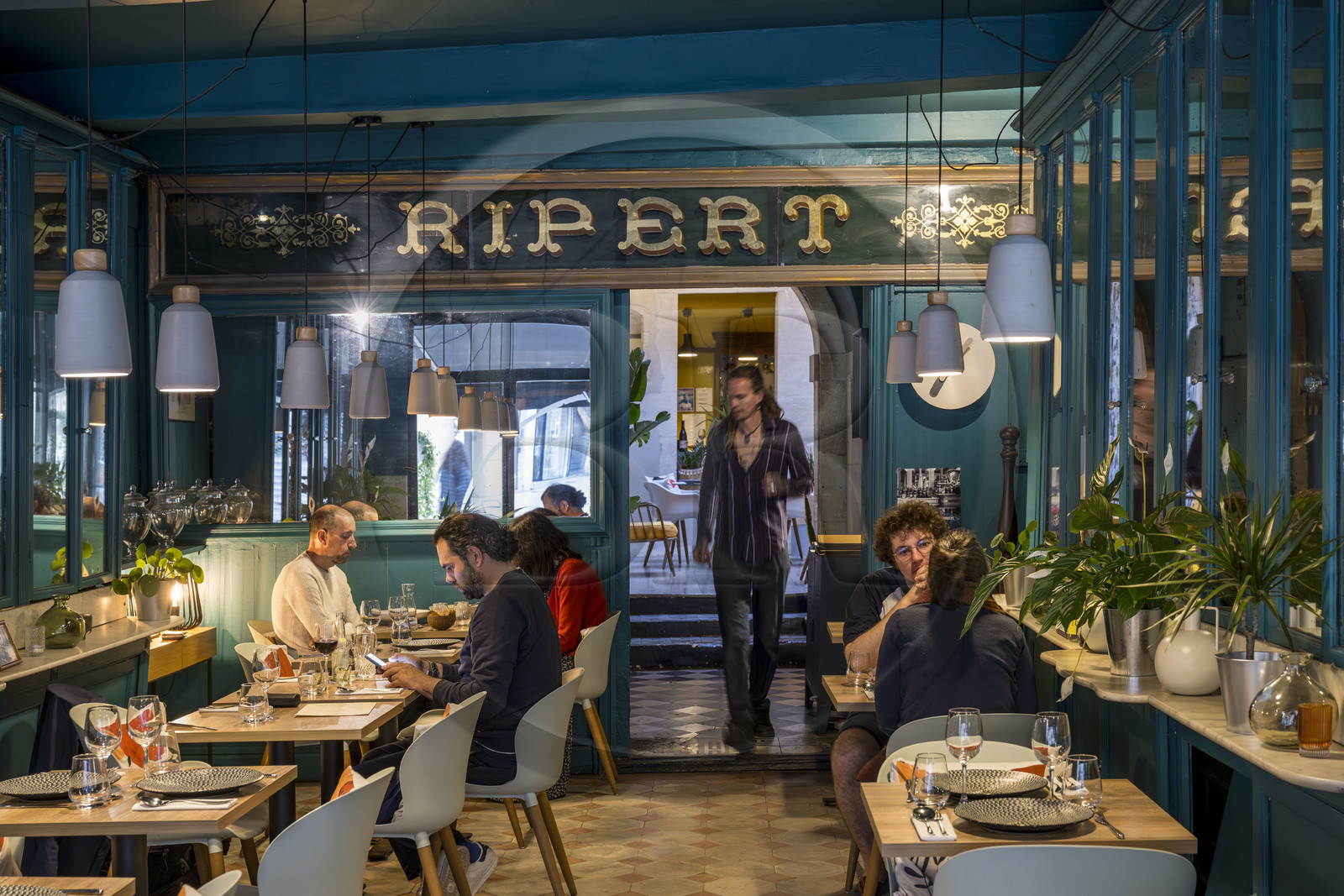 France, Vaucluse (84), Avignon, ancien restaurant Ripert devenu V&G, Veggie & Gastro