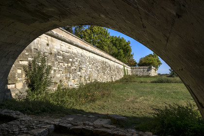 France, Charente-Maritime (17), Saintonge, Marennes-Hiers-Brouage, citadelle de Brouage, labellisé Les Plus Beaux Villages de France, l'ancien port souterrain ou port de la Brêche à l'abri du rempart
