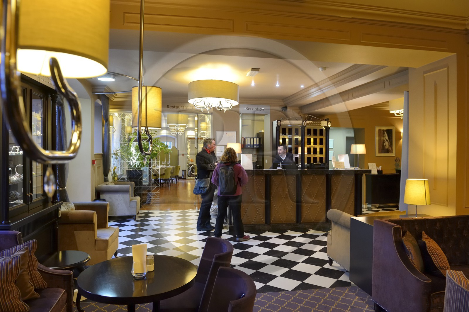 Croatie, Dalmatie, côte dalmate, Zadar, lobby de l'hotel Bastion
