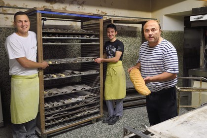 France, Alpes-Maritimes (06), Antibes, commune libre du Safranier, le boulanger Jean-Paul Veziano
