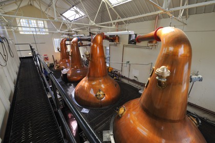 United Kingdom, Scotland, Orkney Islands, Kirkwall,  Highland Park whisky distillery, Wash distillation in Pot Stills copper alambics