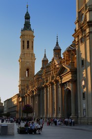 Espagne, Aragon, Saragosse, Plaza del Pilar, Basilique del Pilar (Notre-Dame du Pilier)
