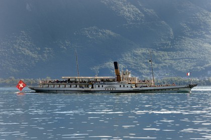 Suisse, Canton de Vaud, Montreux, le bateau à roues à aubes Vevey (1907) de la Compagnie générale de navigation sur le lac Léman (CGN)