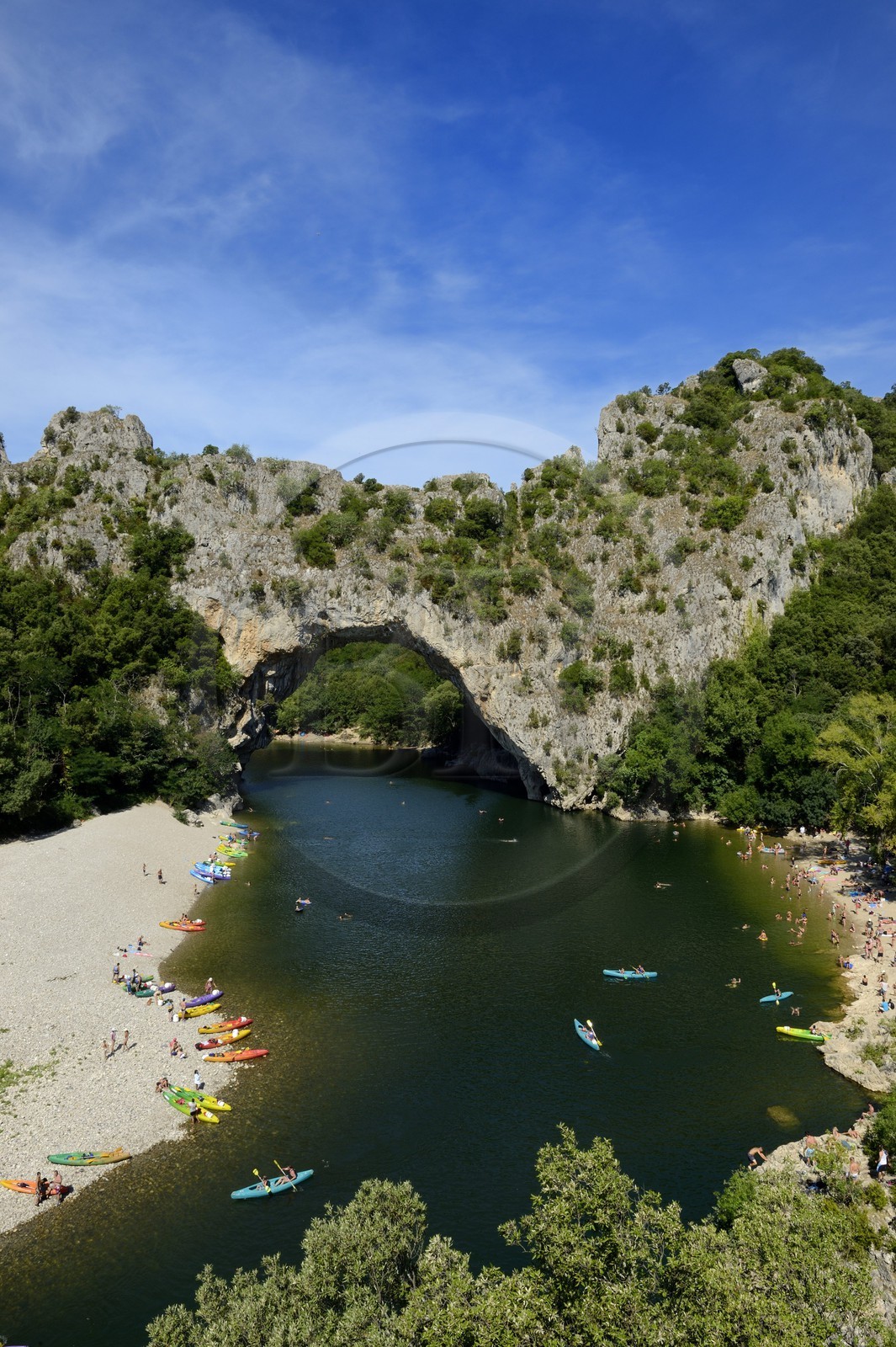 France, Ardèche (07), les Gorges de l'Ardèche, Vallon Pont d'Arc, le Pont d'Arc sur l'Ardèche