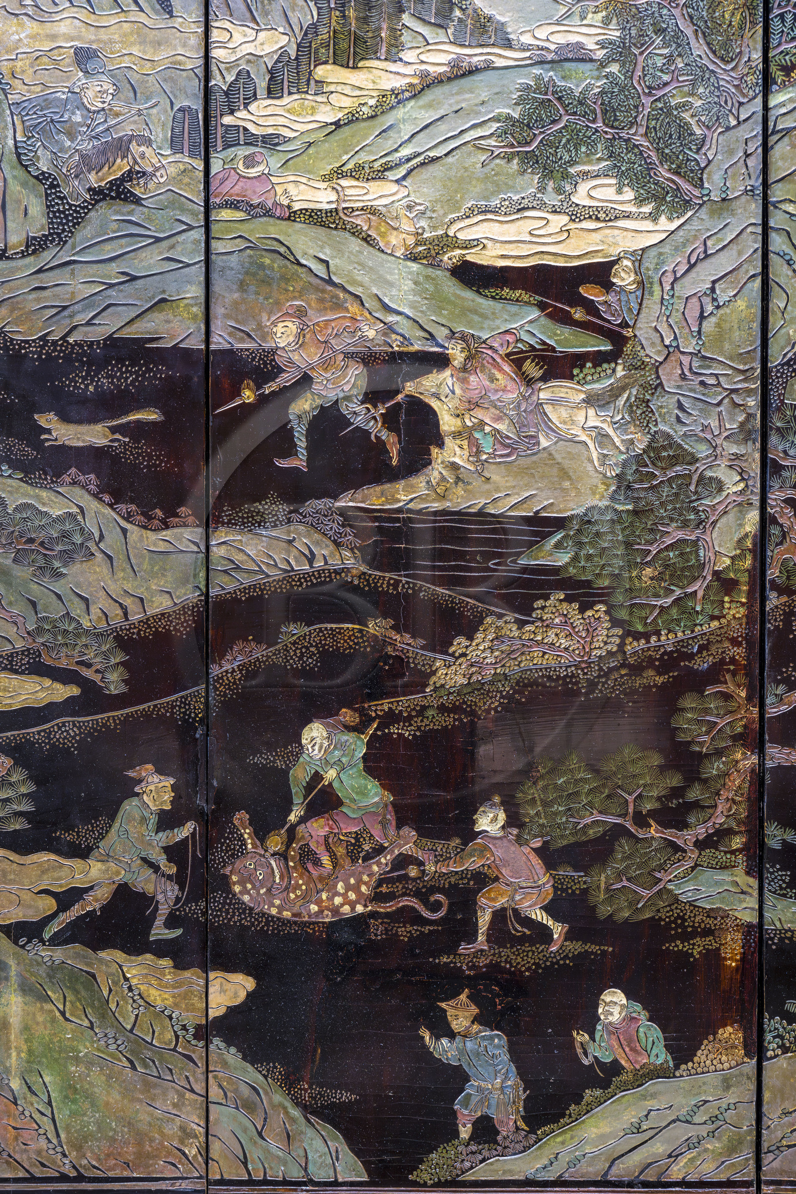 France, Morbihan (56), Port-Louis, la citadelle de Port-Louis, musée de la Compagnie des Indes, paravent de la côte de Coromandel représentant la chasse de l'empereur Kangxi dans la réserve Mulan, Chine période Kangxi 1662-1722 (détail)