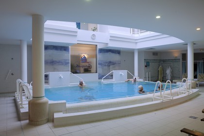 France, Vosges (88), Contrexéville, thermes de Contrexéville (Groupe Eurospa), la piscine