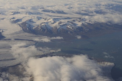 Norvège, Svalbard, glacier de la région sud du Spitzberg (vue aérienne)