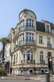 France, Morbihan, Lorient, building 1927, in the eclectic style of the early 20th century, architect Charles Millot at the corner of rue Paul Bert and rue de Liège