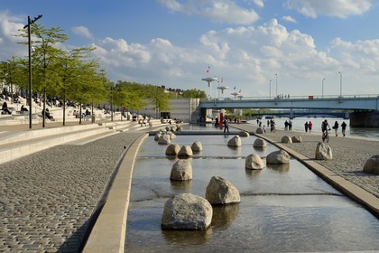 France, Rhone, Lyon, the banks of the Rhone river, the quai Victor Augagneur