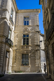 France, Vaucluse, Avignon, rue du Roi Rene, hotel de Crillon private mansion (17th century), detail of the facade