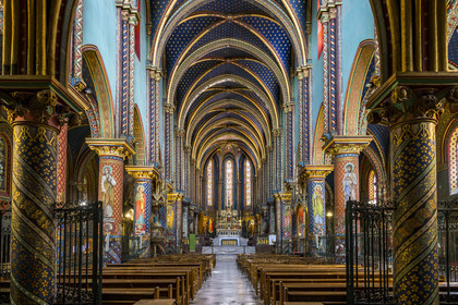 France, Bouches-du-Rhône (13), Tarascon, La Montagnette, abbaye Saint-Michel de Frigolet (XIIe siècle), la basilique de l'Immaculée-Conception de style néogothique consacrée en 1866