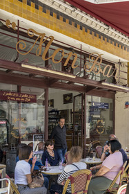 France, Vaucluse, Avignon, terrace of the Mon Bar café on rue Portail Matheron