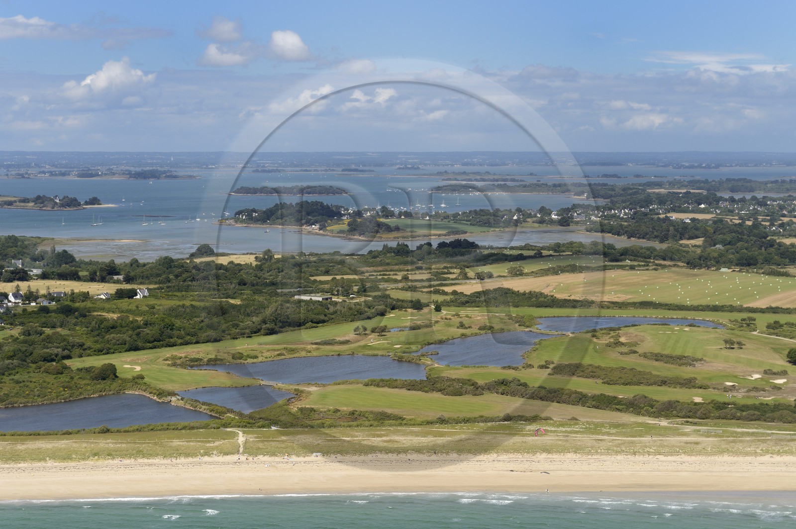 France, Morbihan, Gulf of Morbihan (Golfe du Morbihan), Rhuys peninsula, Arzon, Rhuys Golf course (aerial view)