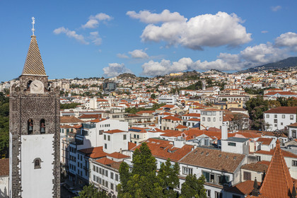 Portugal, Ile de Madère, Funchal, la cathédrale Notre-Dame de l'Assomption (vue aérienne)
