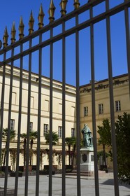 France, Corse-du-Sud (2A), Ajaccio, musée Fesch (musée des beaux-arts), statue du Cardinal Joseph Fesch