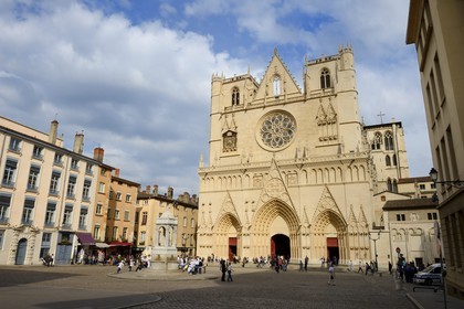France, Rhône (69), Lyon, site historique classé Patrimoine Mondial de l'UNESCO, Vieux Lyon, la cathédrale (primatiale) Saint Jean