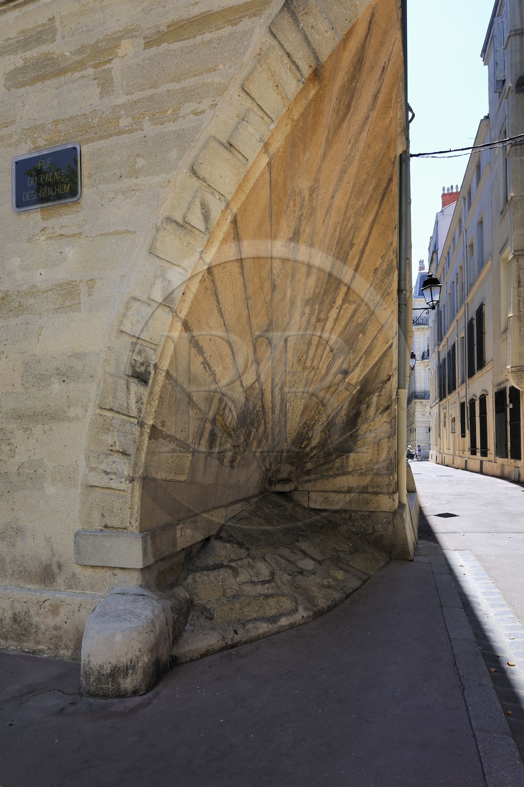 France, Herault, Montpellier, historical center, the Ecusson, the trunk angle or shell of the Sarret mansion built in 1630