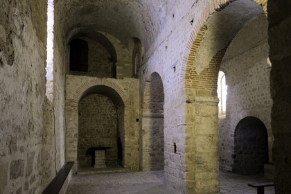 France, Manche (50), l'abbaye du Mont-Saint-Michel, classé Patrimoine Mondial de l'UNESCO, l'église de Notre-Dame-Sous-Terre de 970