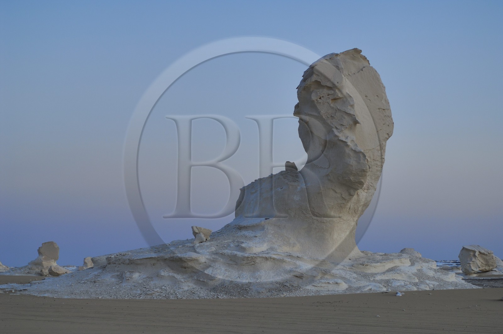 Egypt, Libyan Desert, the White Desert North of Farafra