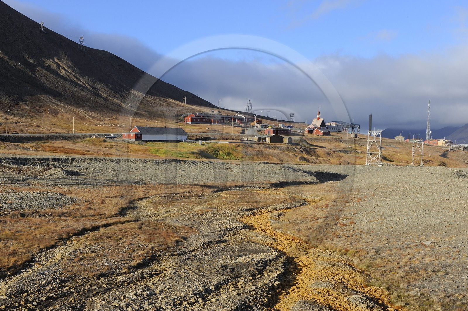 Norvège, Svalbard (Spitzberg), Longyearbyen considérée comme la ville la plus septentrionale de la Terre