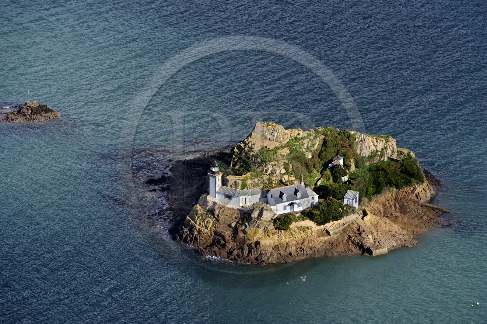 France, Finistere, Morlaix bay, Carantec, lighthouse of Louet island (also a guest house in summer) (aerial view)