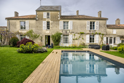 France, Vendée (85), Maillezais, la maison d'hotes La Parenthèse, une maison de maître du XIXe siècle