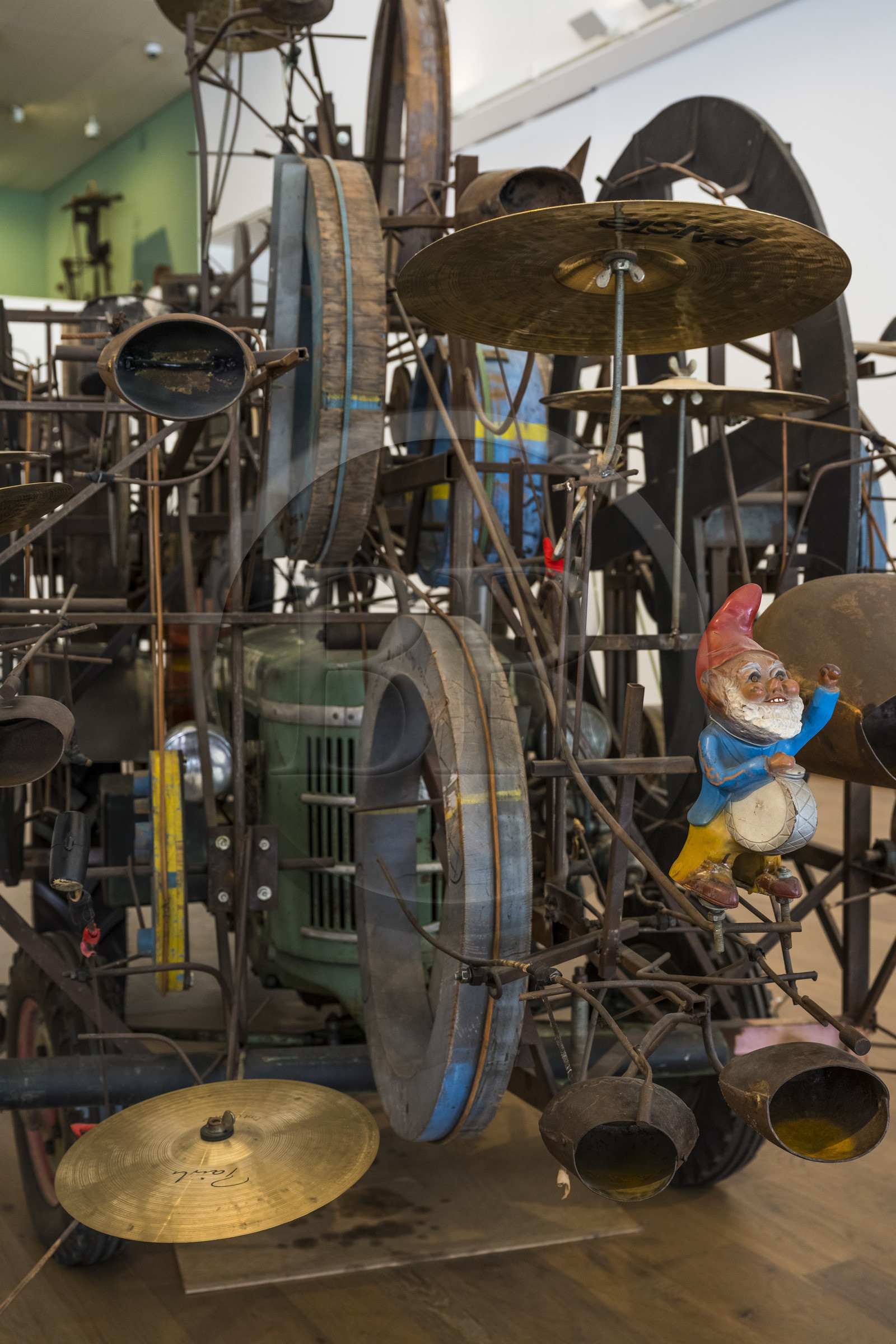 Suisse, Bâle, musée Tinguely, détail de Méta-Harmonie intitulée Klamauk (1979) de Jean Tinguely