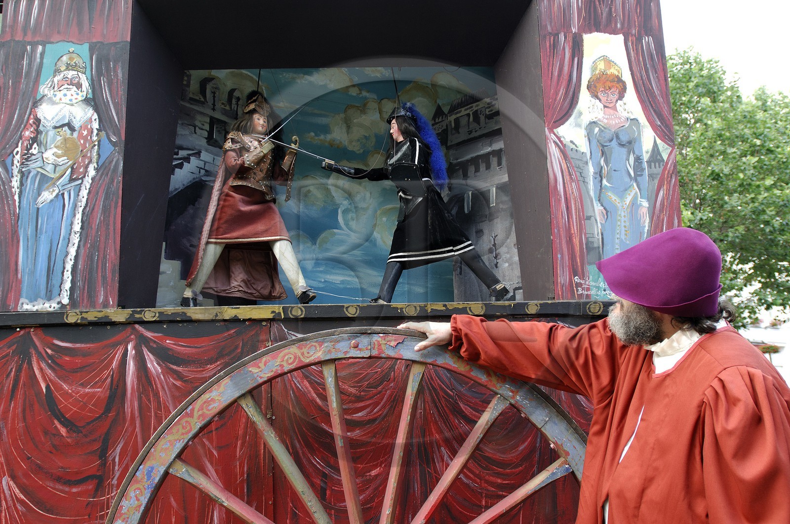 Belgique, Bruxelles, fête de l' Ommegang (marcher autour en vieux flamand), le chariot des marionnettistes