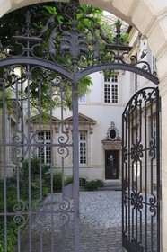 France, Côte d'Or (21), Dijon, Hôtel de Frasans au 13 rue Jeannin